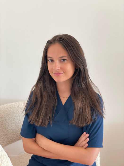 Dr CHARLOTTE VISQUIS