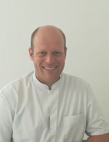 Dr NICOLAS GRYMONPREZ