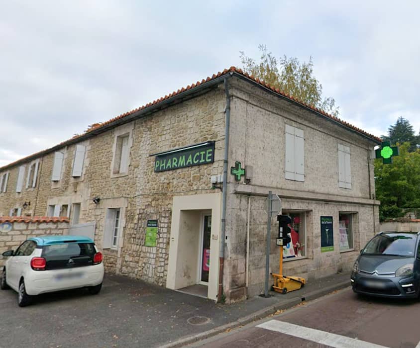 Pharmacie De La Touvre, Médecin généraliste à Gond Pontouvre
