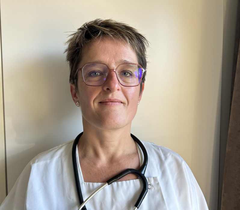 Dr MANON BERARD