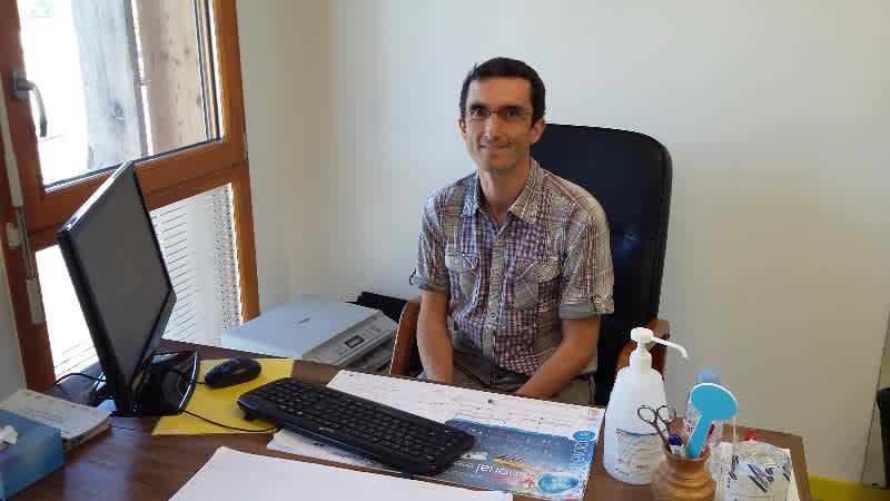 Dr Fabrice Descombe 