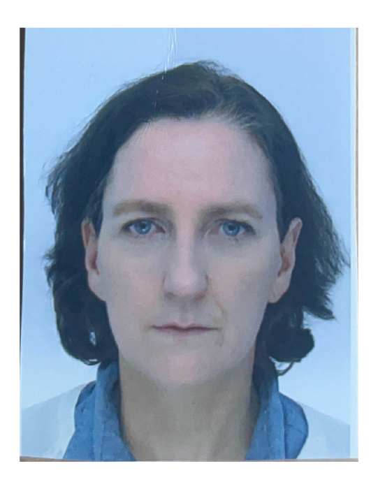 Dr Caroline  COMBES