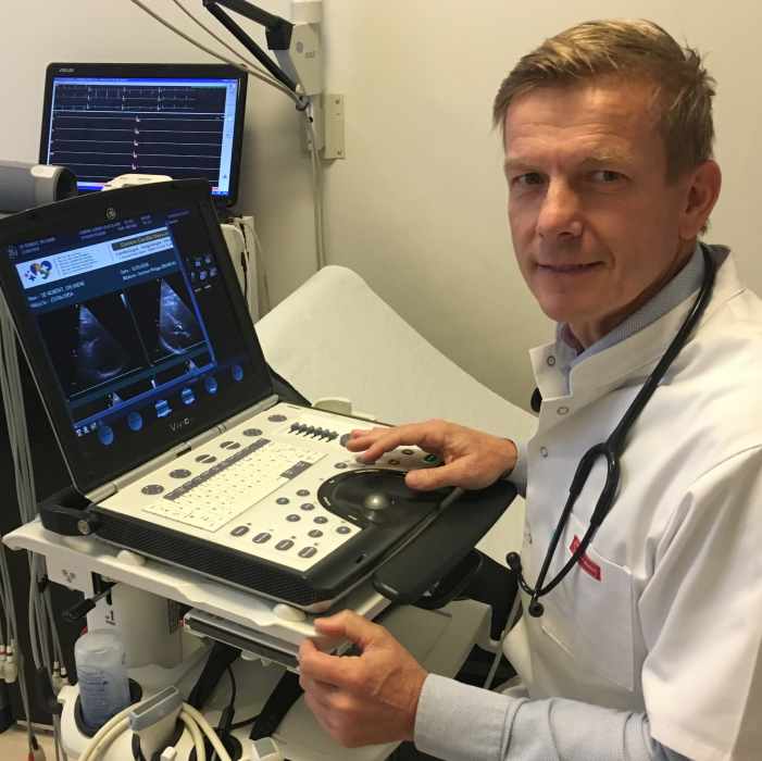 Dr Philippe Bruneau 