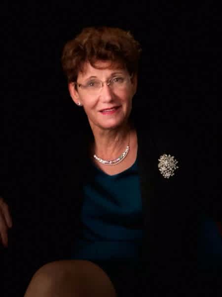 Dr Annie FAURE