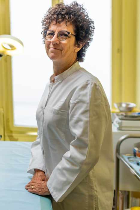 Dr ANNE RENAUD TEISSIER