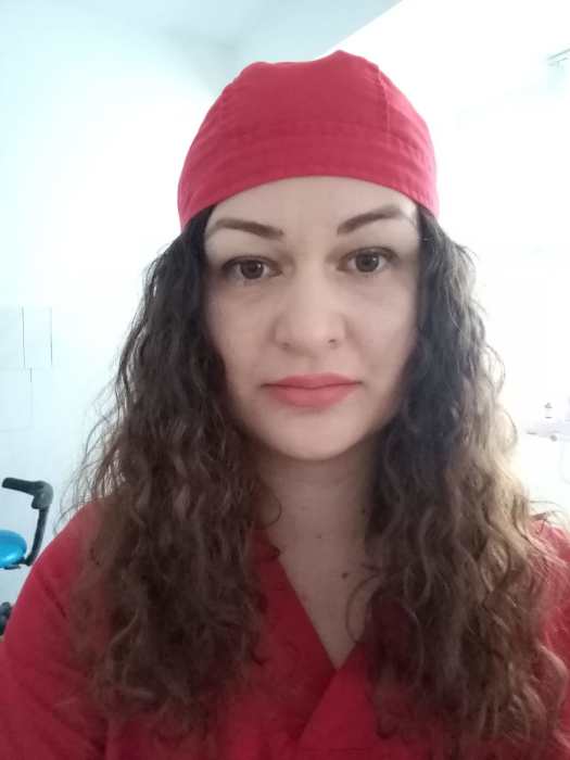 Dr Ilona Vladu