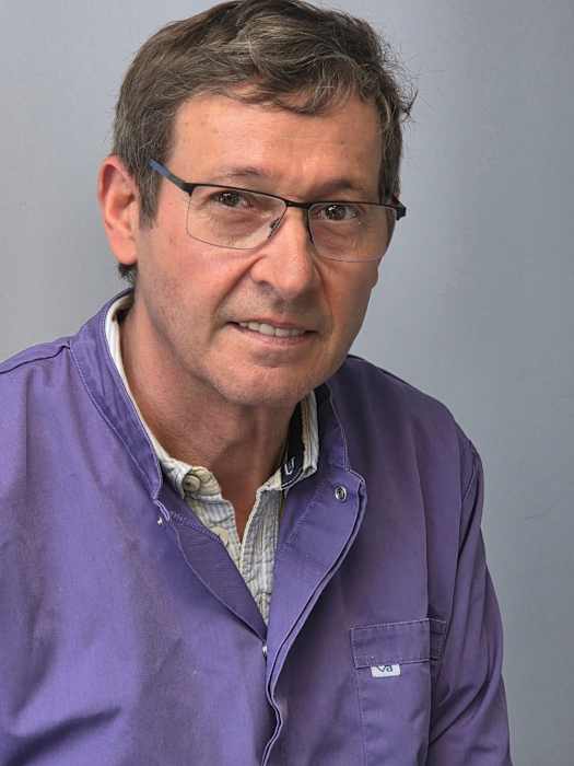 Dr Pascal Bouchez, Chirurgien dentiste à Estaires
