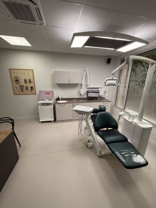 Dr Paul Thomas, Chirurgien dentiste à Condé-En-Brie