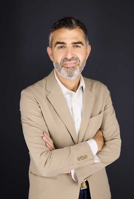 Dr Julien Niddam, Chirurgien plasticien et esthétique à Marseille