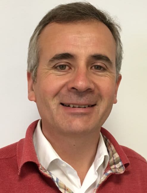 Dr BERNARD BRUNET