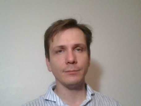 Dr Yann Auxéméry