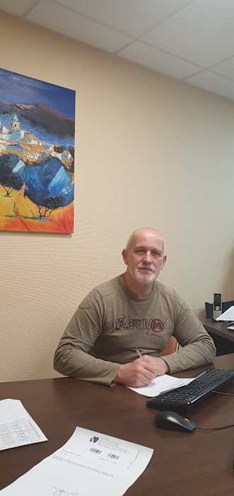 Dr NORBERT MAURICE