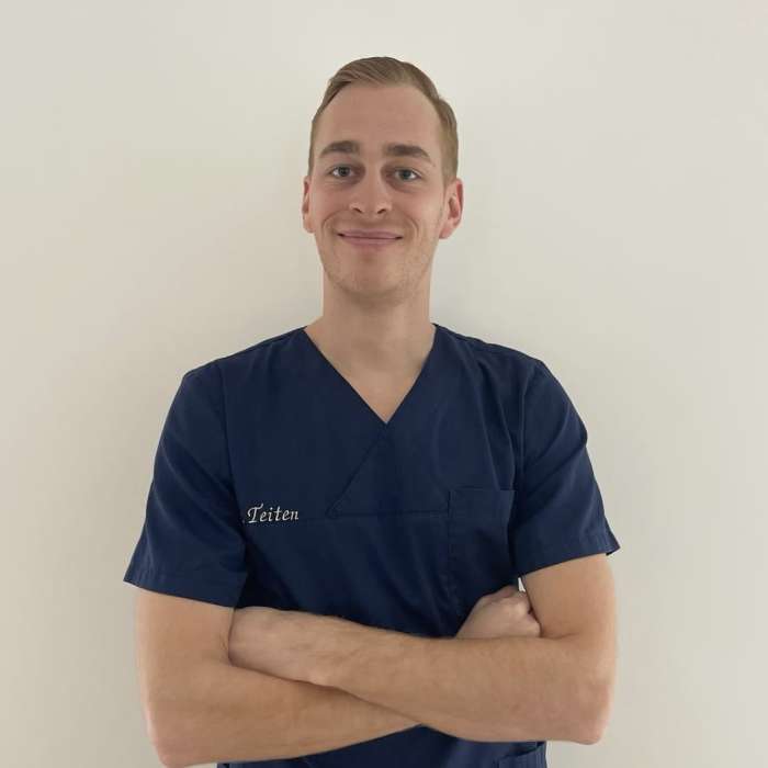 Dr THEO TEITEN
