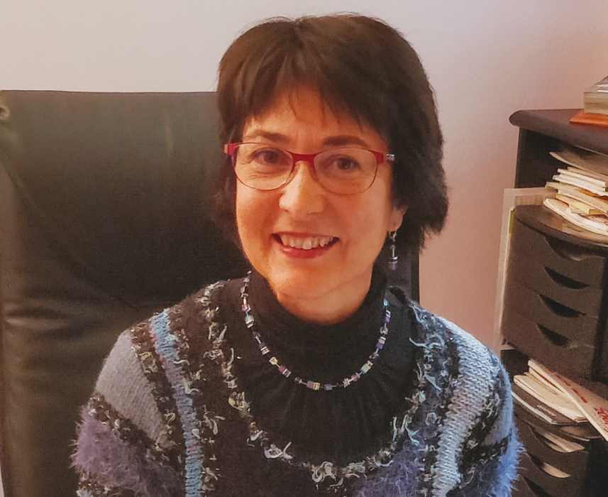 Dr MIREILLE TESTARD