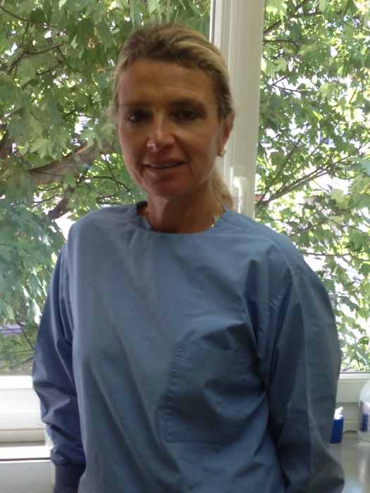 Dr FRANCOISE LUSTMAN
