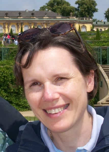 Dr Anne DE FORGES FEROLDI