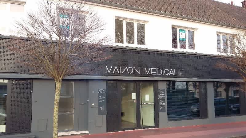 Dr Marine Bourgois