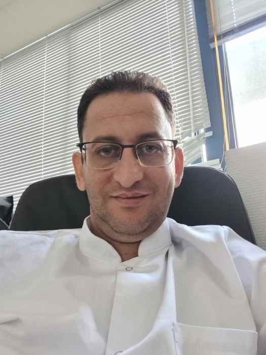 Dr Khalil Yaich