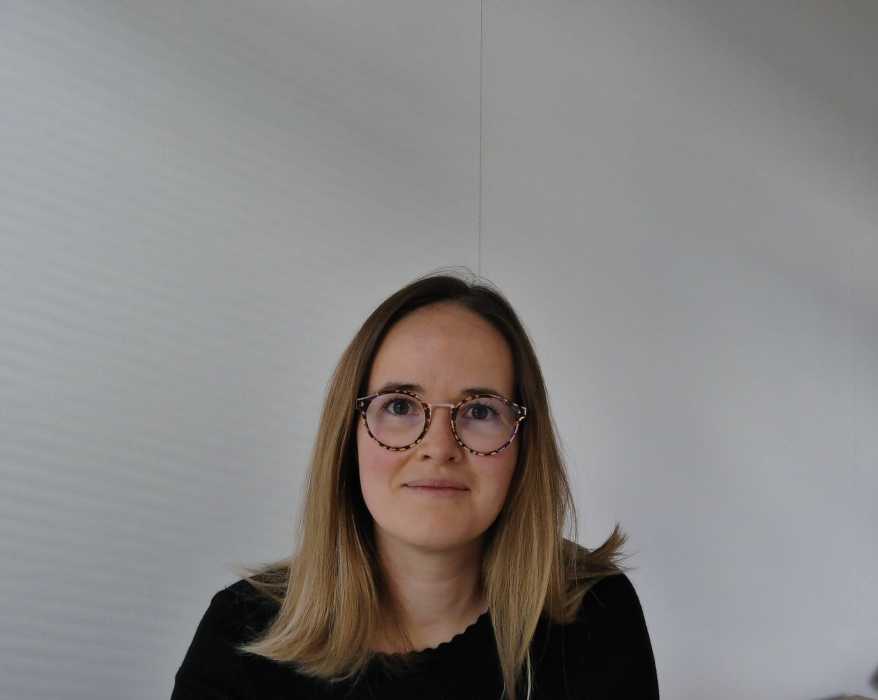 Dr Lea Jager