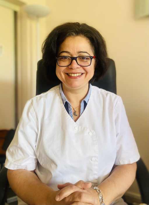 Dr Hasna Frikha