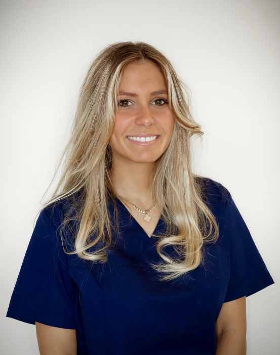 Dr Ines Vancoille, Chirurgien dentiste à Cambo-Les-Bains