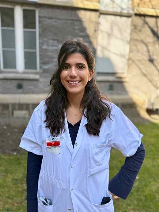 Dr Ana BOUZAGLOU