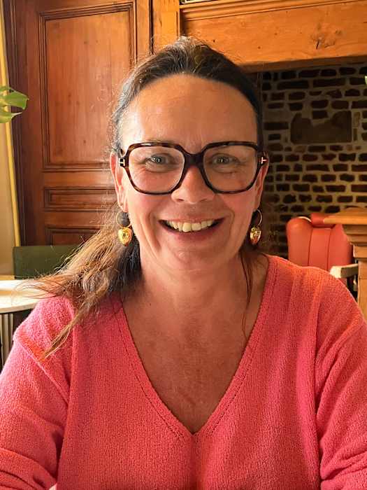 Dr Julie Canler, Pédicure podologue à Oxelaëre