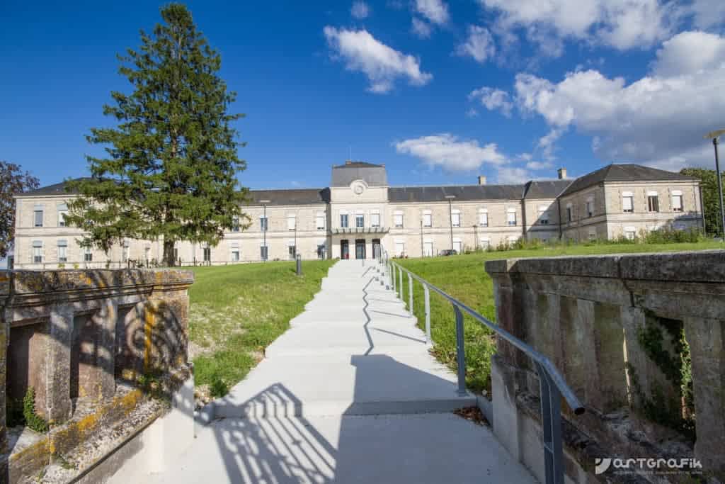 Hôpitaux Du Sud Charente, Hôpital Public à Barbezieux-Saint-Hilaire