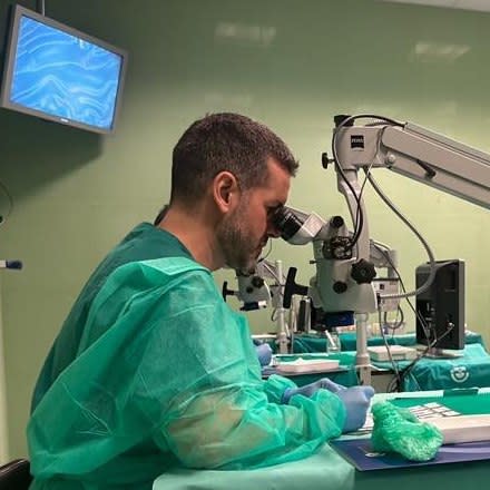Dr RAUL VALLINAS