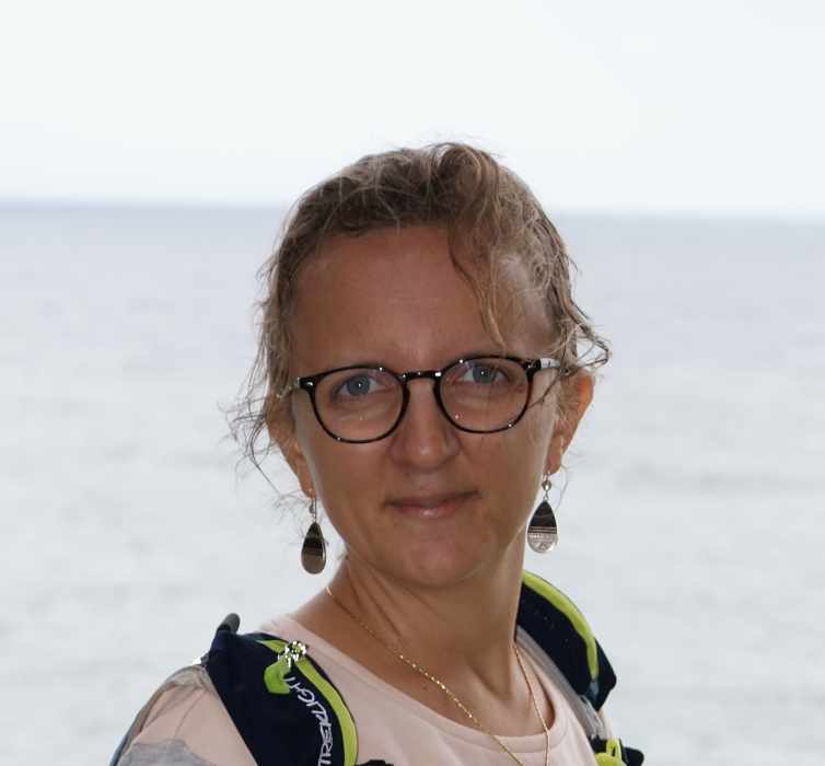 GAELLE LACROIX