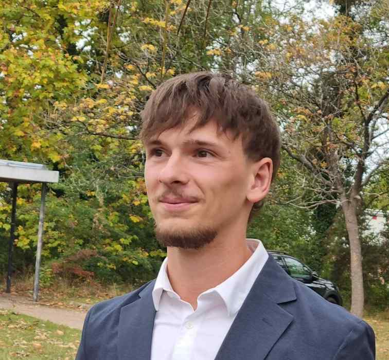 Antoine Roche, Masseur kinésithérapeute à Poissy