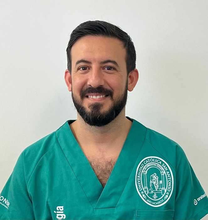 Dr Lucas Albelo Rochelle, Chirurgien dentiste à Béziers