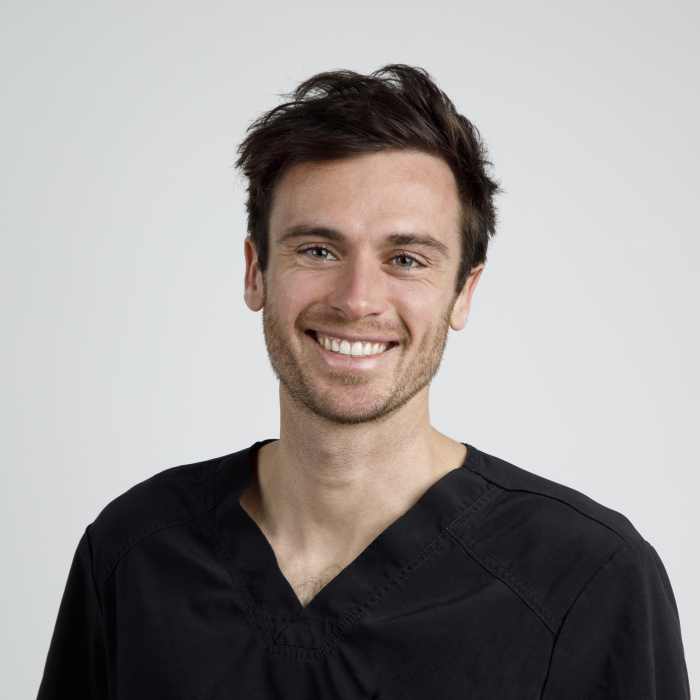 Dr Guillaume Gillet, Chirurgien dentiste à Le Poiré-Sur-Vie