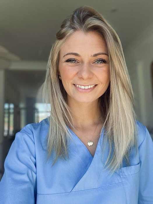 Meryl CASTANO-MONTOLIEU