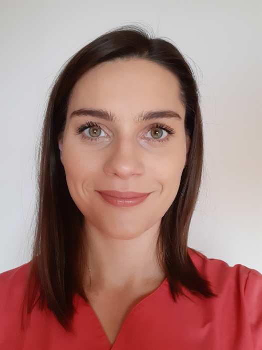 Dr LUCIE MULLER