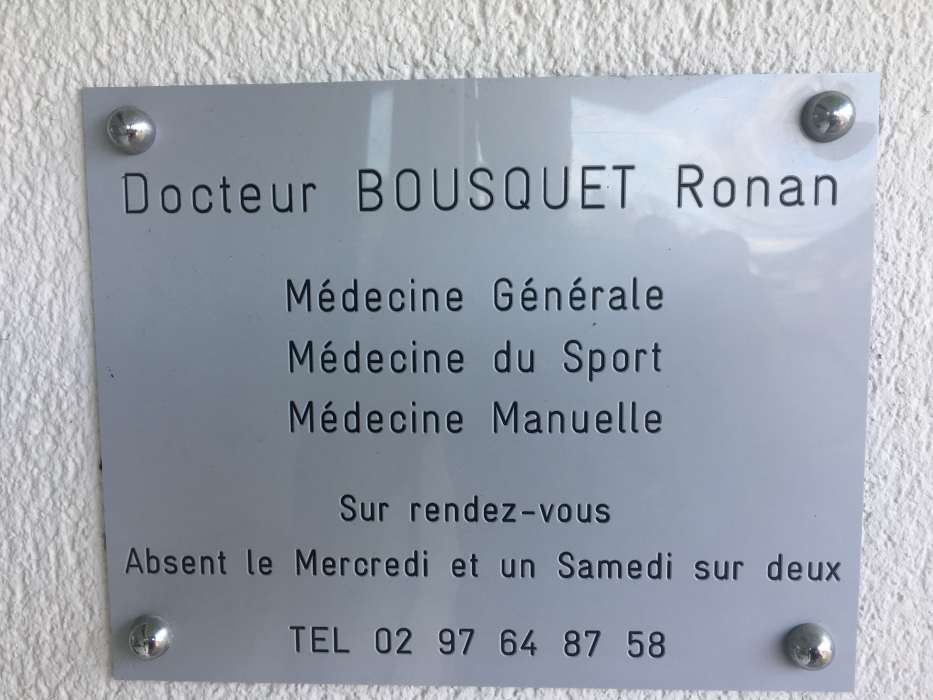 Dr Ronan BOUSQUET