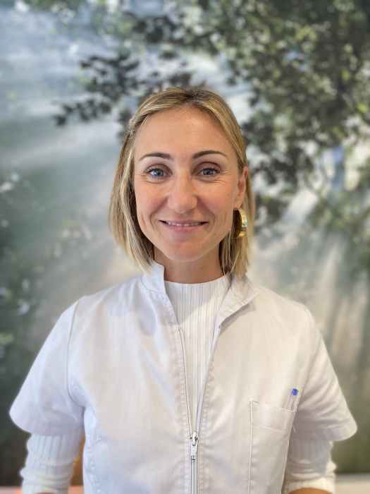Dr Caroline HOCRY