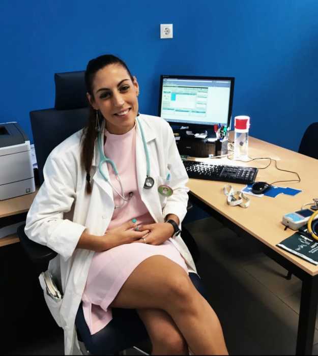 Dr Sara Lia MENDONÇA