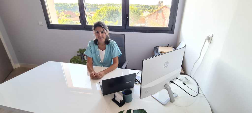 CYNTHIA MEUNIER