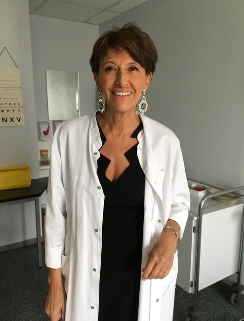 Dr Elisabeth UNVOIS
