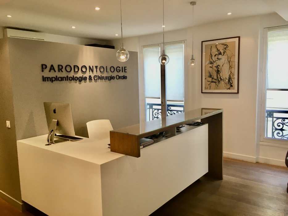 Dr Aurélien Delaunay, Chirurgiendentiste à Paris