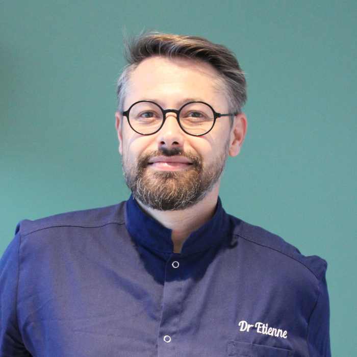 Dr Thomas Etienne