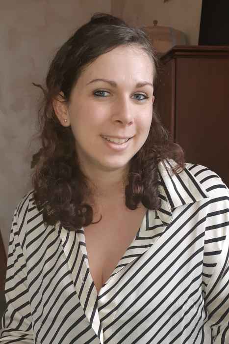 Dr Rebecca Clog