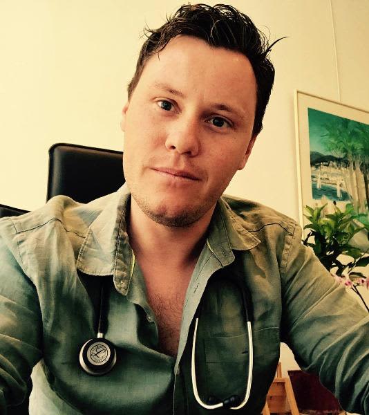 Dr David COURAND