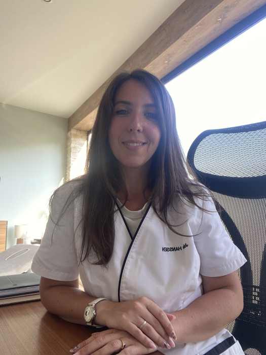 JULIE HANSSEN
