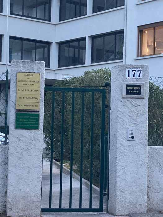 Dr AURELIEN MESENBURG