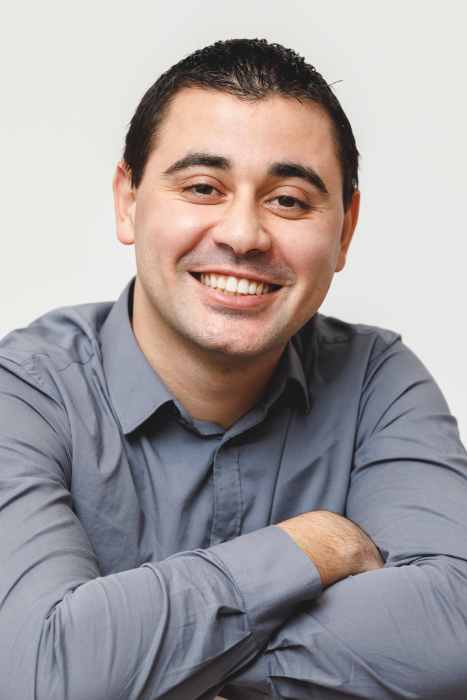 Dr Mehdi Roumila