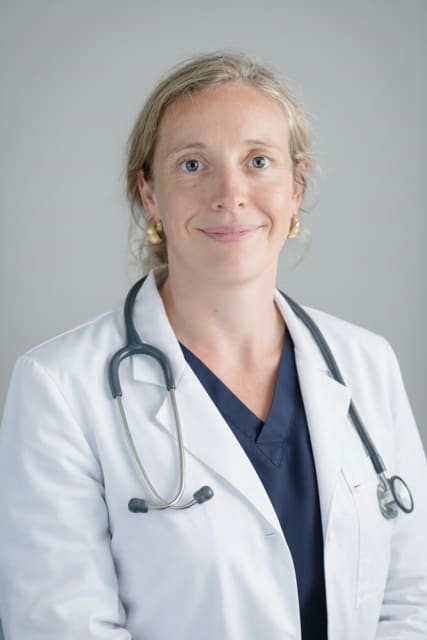 Dr Isabelle Etchebarne