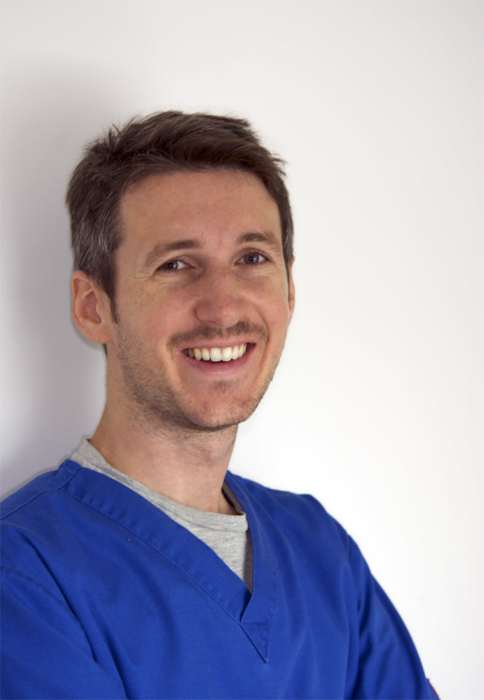 Dr David DOLÉ