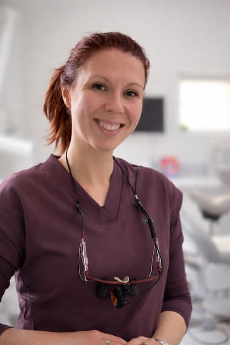 Dr Lauril Lambert, Chirurgien dentiste à Emmerin